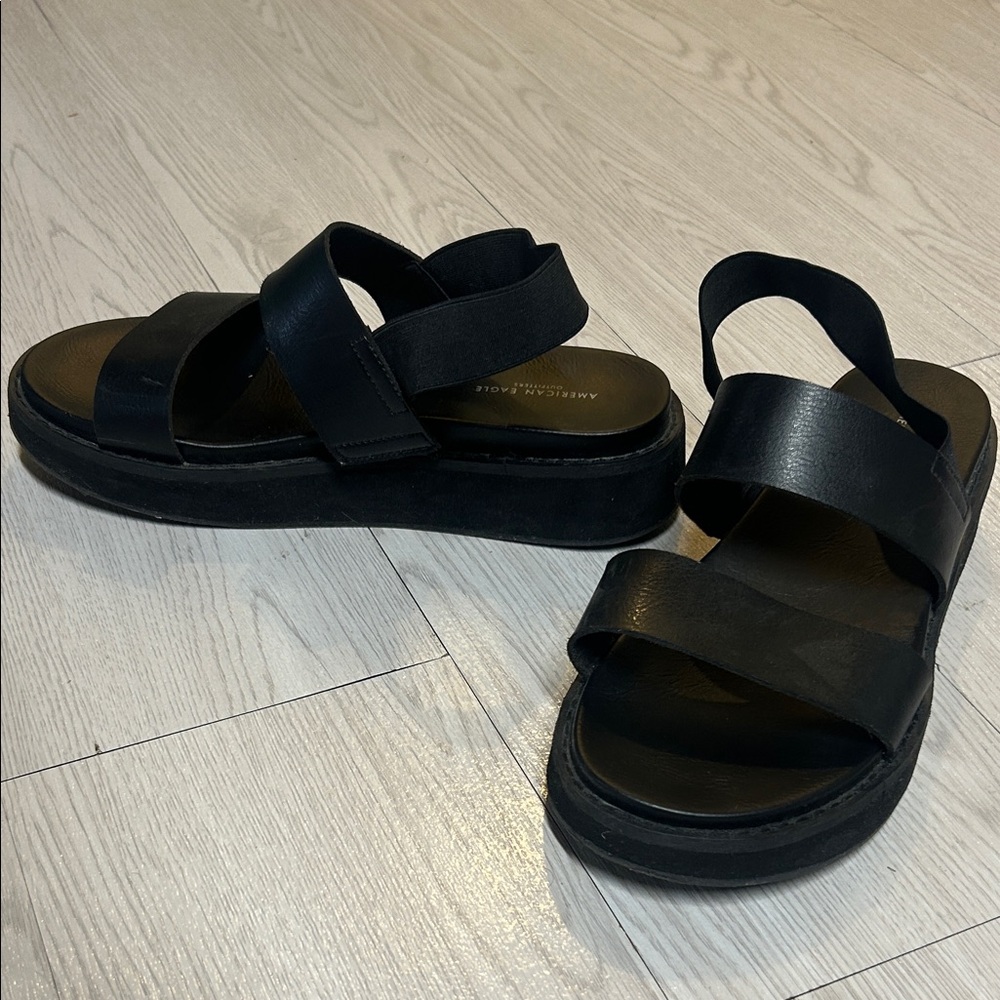 Women's Black Platform Sandals American Eagle Size 7